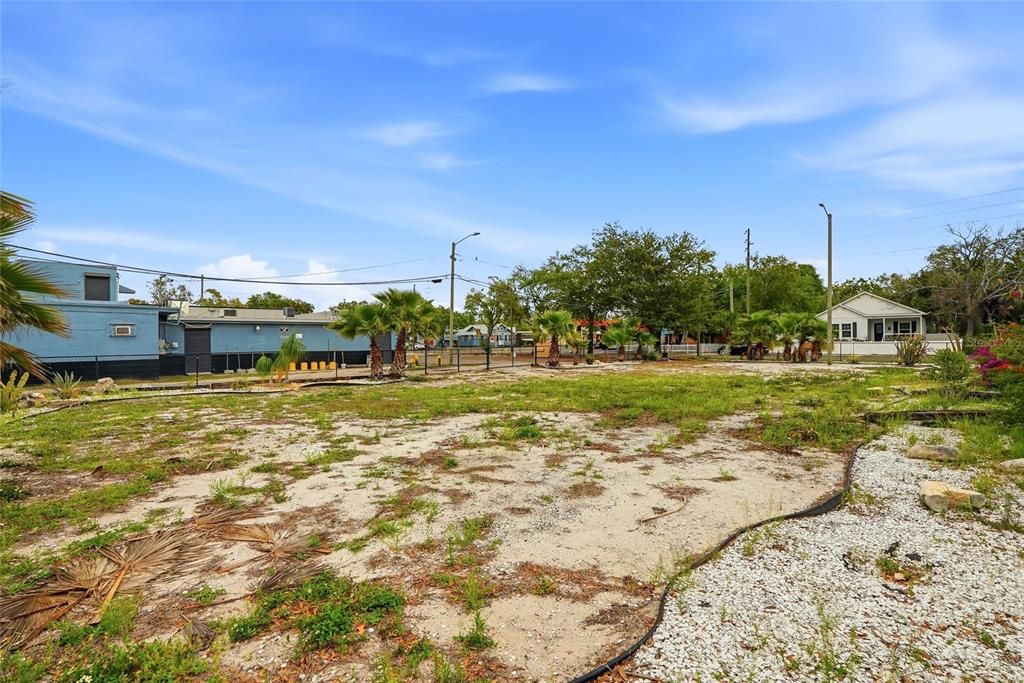 Activo con contrato: $150,000 (0.20 acres)