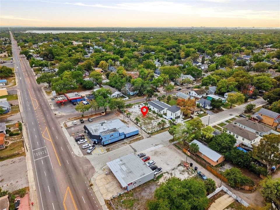Activo con contrato: $150,000 (0.20 acres)