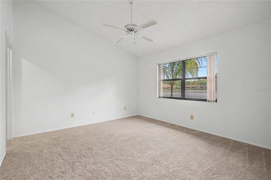 Activo con contrato: $289,900 (3 camas, 2 baños, 1280 Pies cuadrados)