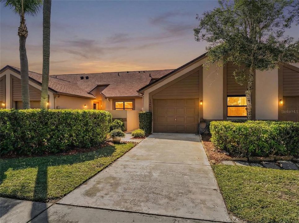Activo con contrato: $289,900 (3 camas, 2 baños, 1280 Pies cuadrados)