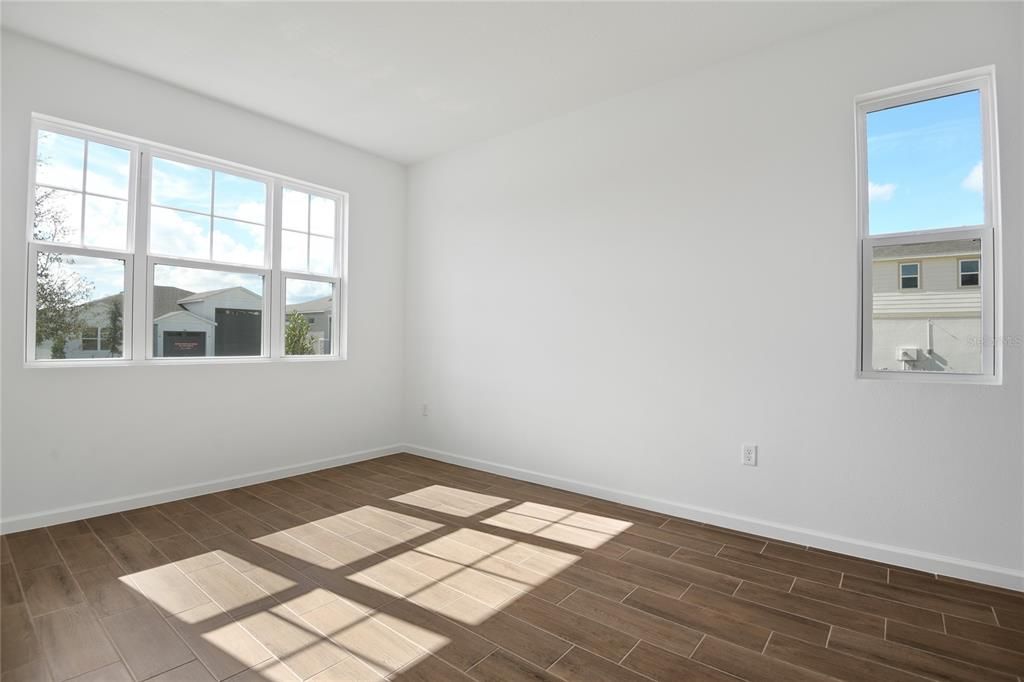 Active With Contract: $424,999 (5 beds, 3 baths, 3030 Square Feet)