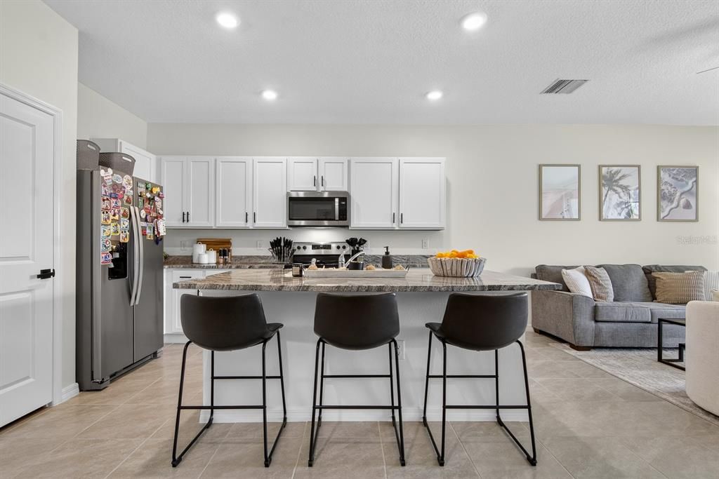 En Venta: $274,999 (3 camas, 2 baños, 1702 Pies cuadrados)