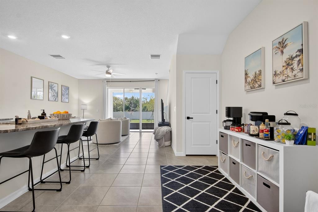En Venta: $274,999 (3 camas, 2 baños, 1702 Pies cuadrados)