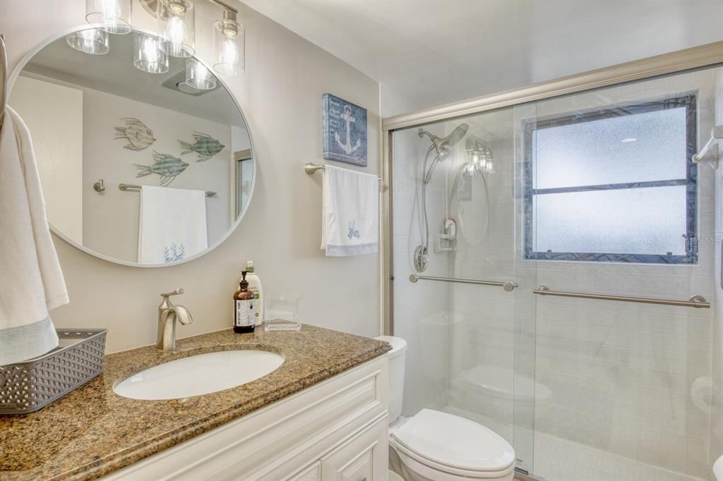 Active With Contract: $2,250 (3 beds, 2 baths, 1529 Square Feet)