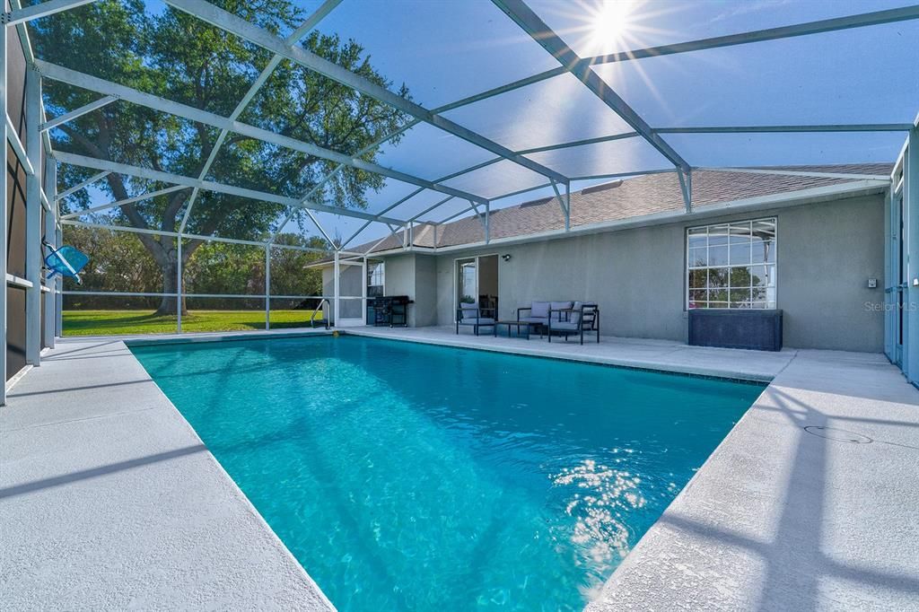 Activo con contrato: $427,000 (3 camas, 2 baños, 1273 Pies cuadrados)