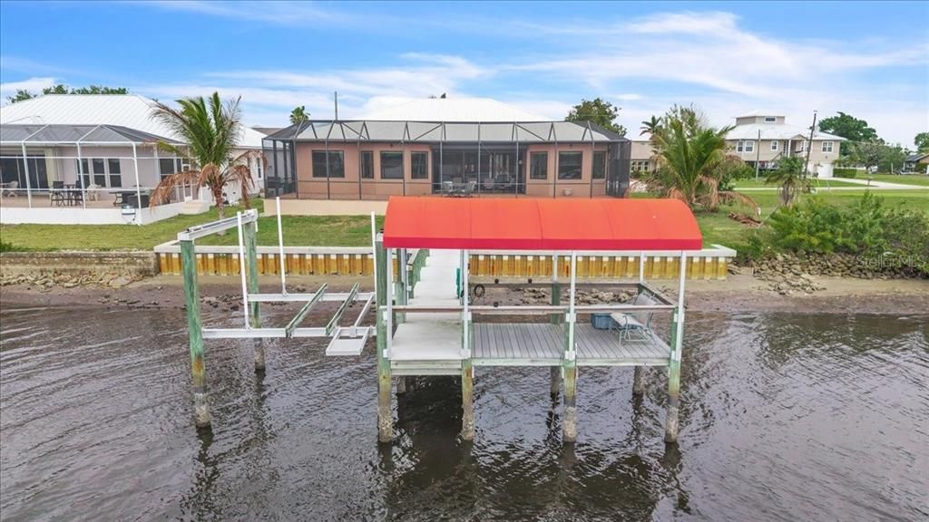 For Sale: $829,900 (4 beds, 2 baths, 2552 Square Feet)