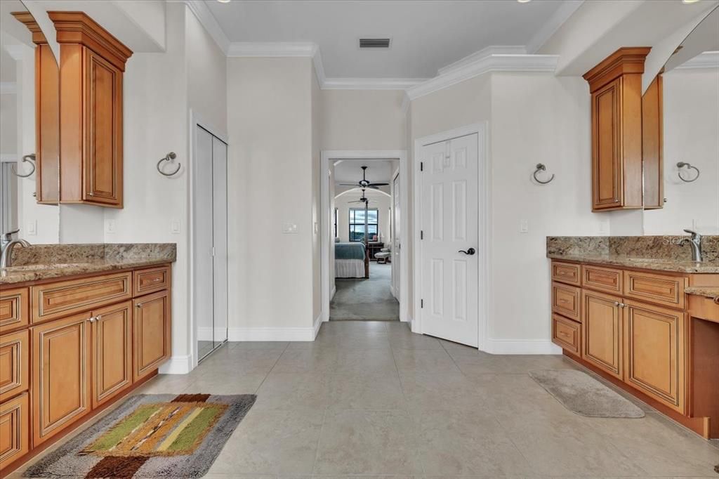 For Sale: $829,900 (4 beds, 2 baths, 2552 Square Feet)