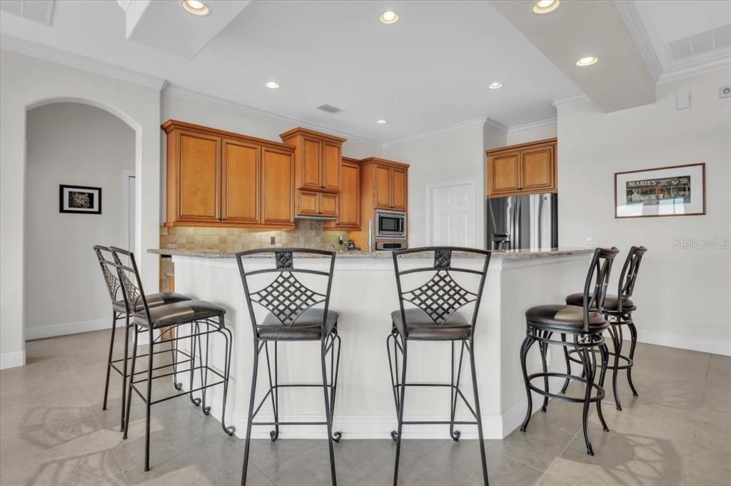 For Sale: $829,900 (4 beds, 2 baths, 2552 Square Feet)