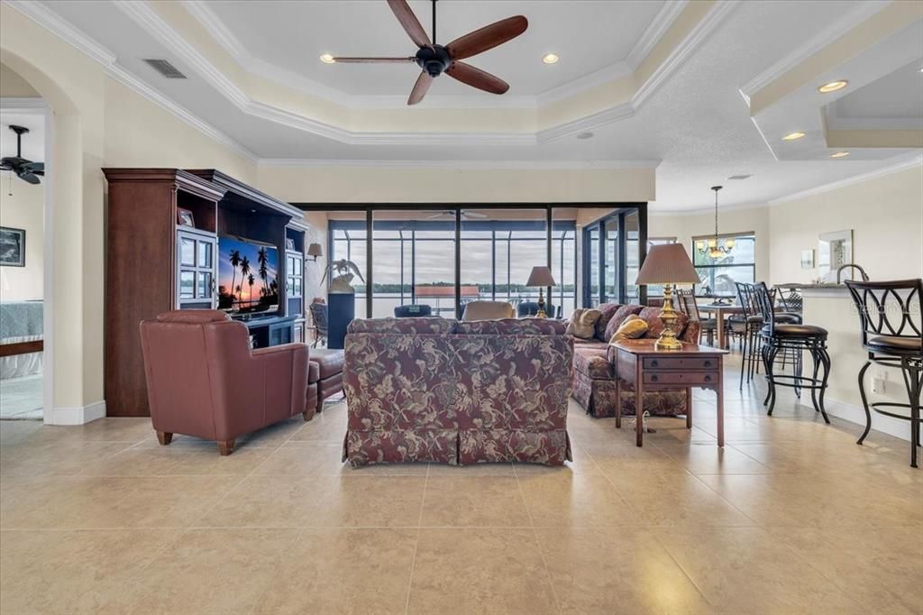 For Sale: $829,900 (4 beds, 2 baths, 2552 Square Feet)