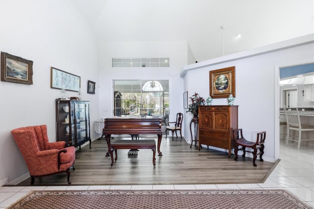 For Sale: $950,000 (3 beds, 3 baths, 3106 Square Feet)