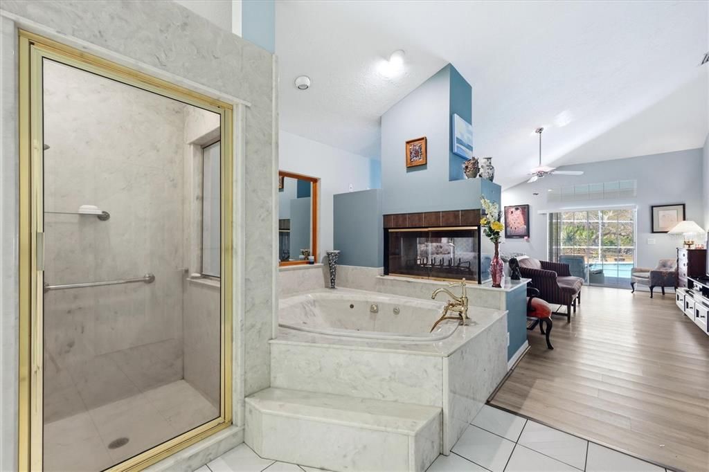 For Sale: $950,000 (3 beds, 3 baths, 3106 Square Feet)