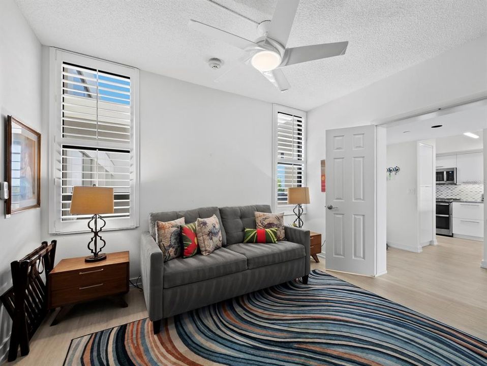 For Sale: $599,000 (2 beds, 2 baths, 1270 Square Feet)