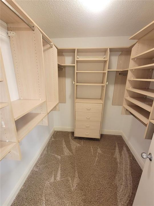 出租: $2,400 (2 贝兹, 2 浴室, 1534 平方英尺)