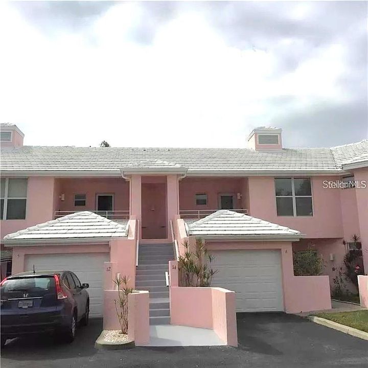 出租: $2,400 (2 贝兹, 2 浴室, 1534 平方英尺)