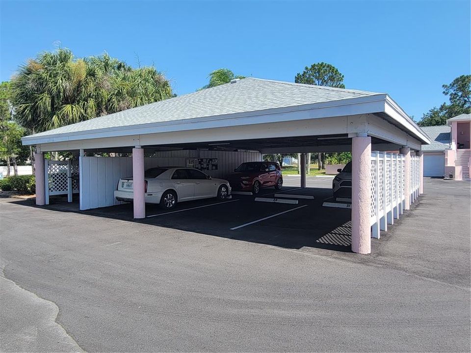 出租: $2,400 (2 贝兹, 2 浴室, 1534 平方英尺)