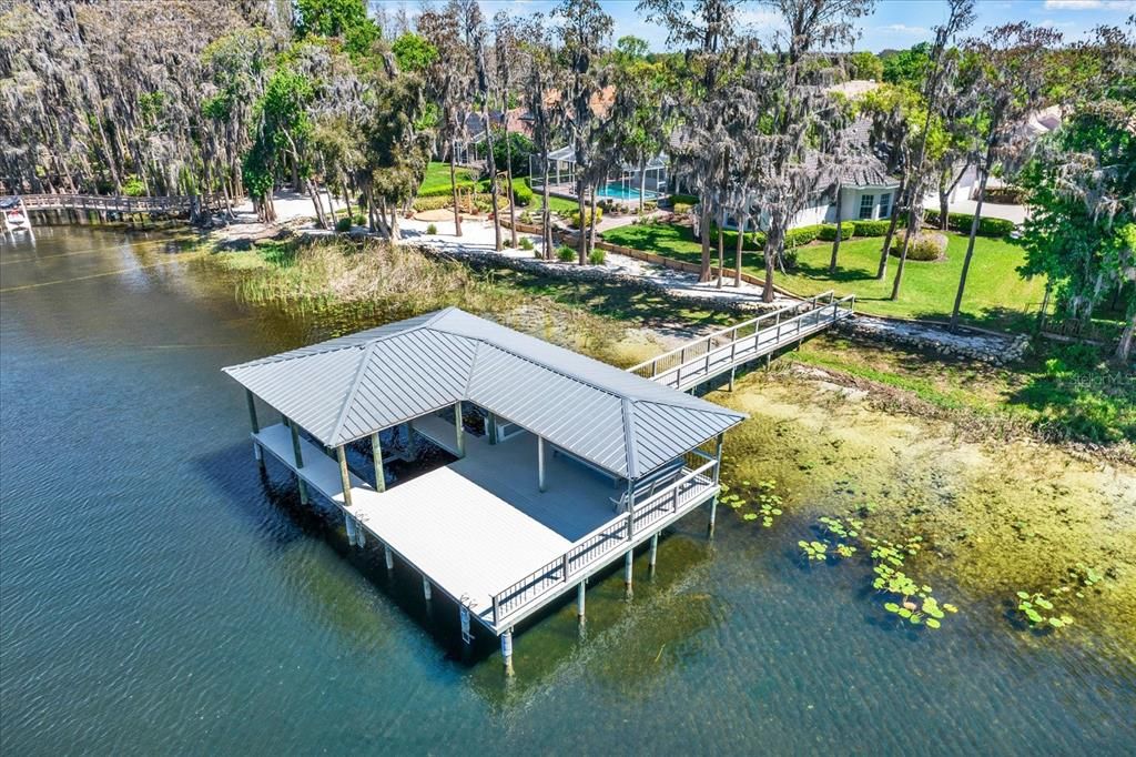 For Sale: $1,500,000 (4 beds, 4 baths, 5359 Square Feet)