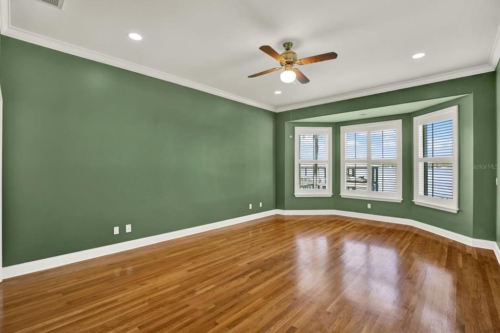 For Sale: $1,500,000 (4 beds, 4 baths, 5359 Square Feet)