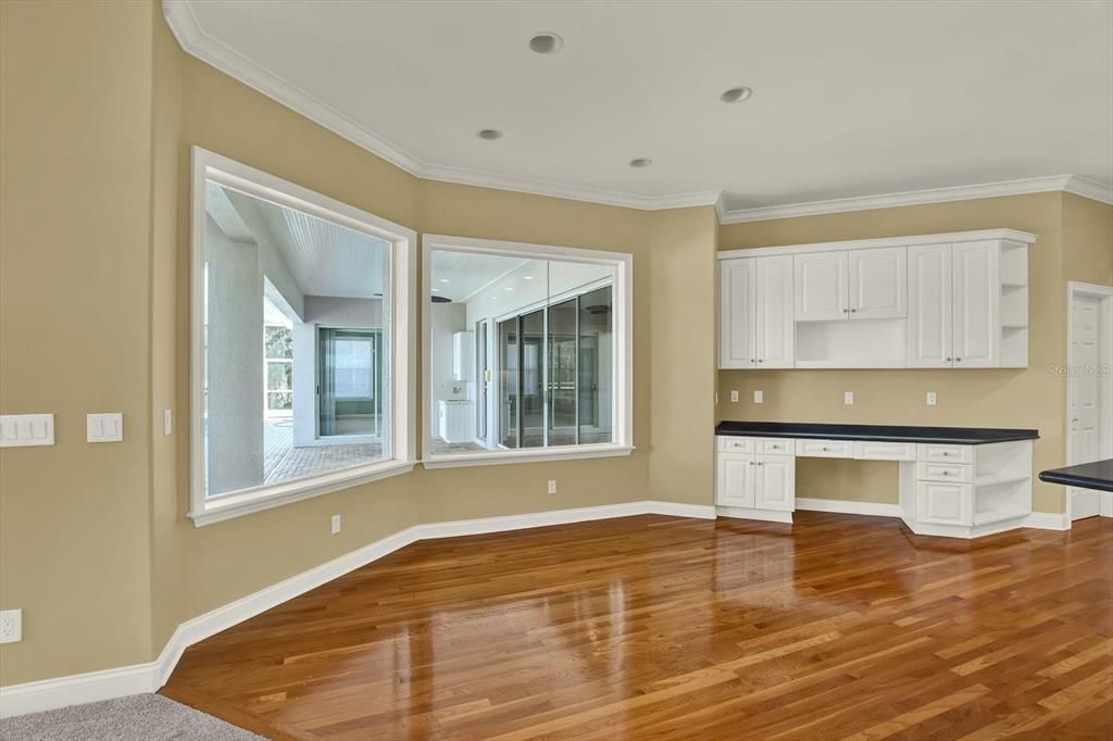 For Sale: $1,500,000 (4 beds, 4 baths, 5359 Square Feet)