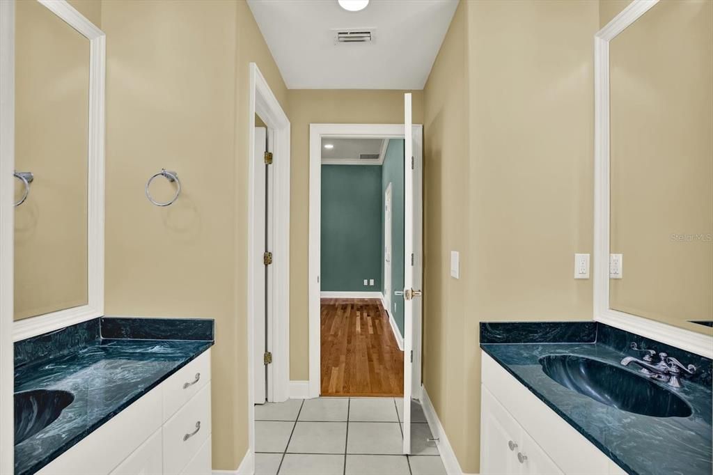 For Sale: $1,500,000 (4 beds, 4 baths, 5359 Square Feet)