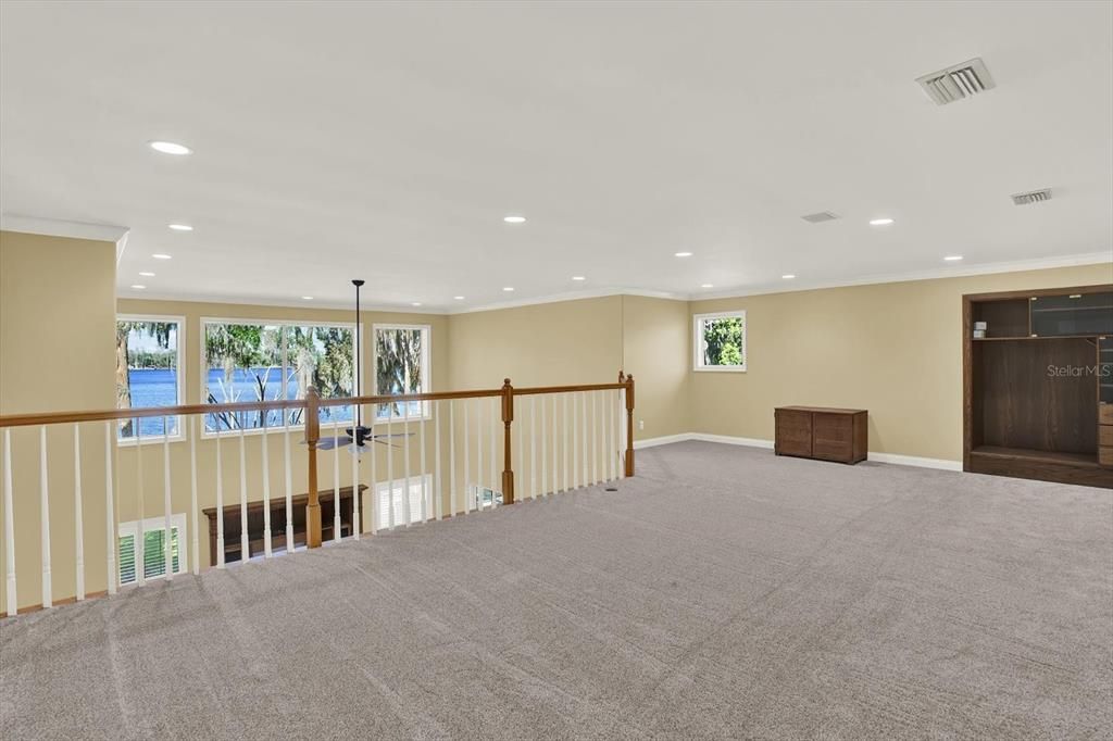 For Sale: $1,500,000 (4 beds, 4 baths, 5359 Square Feet)