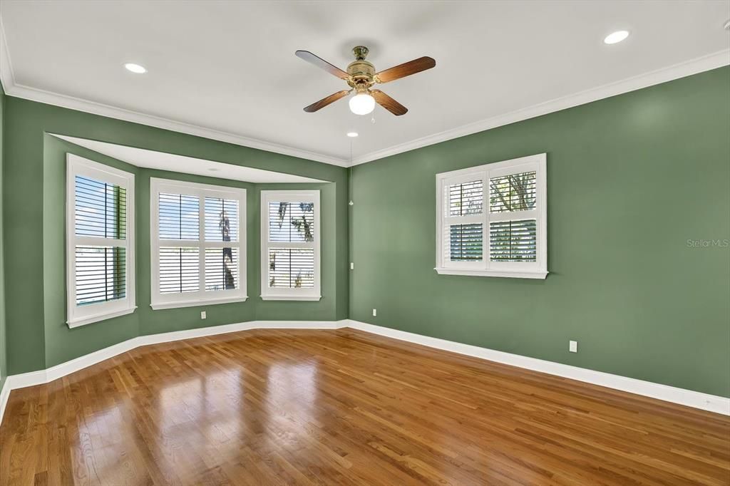 For Sale: $1,500,000 (4 beds, 4 baths, 5359 Square Feet)