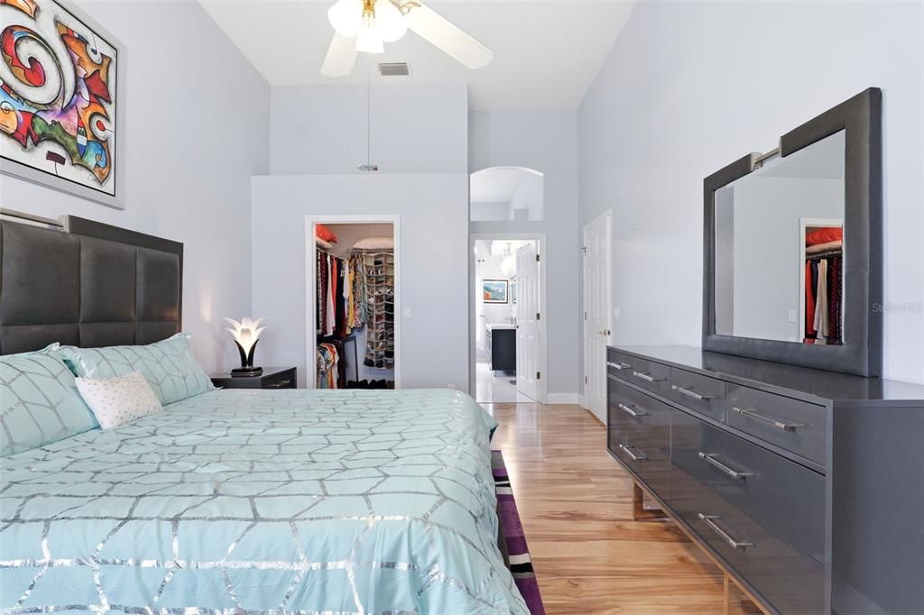 For Sale: $495,000 (4 beds, 2 baths, 2255 Square Feet)