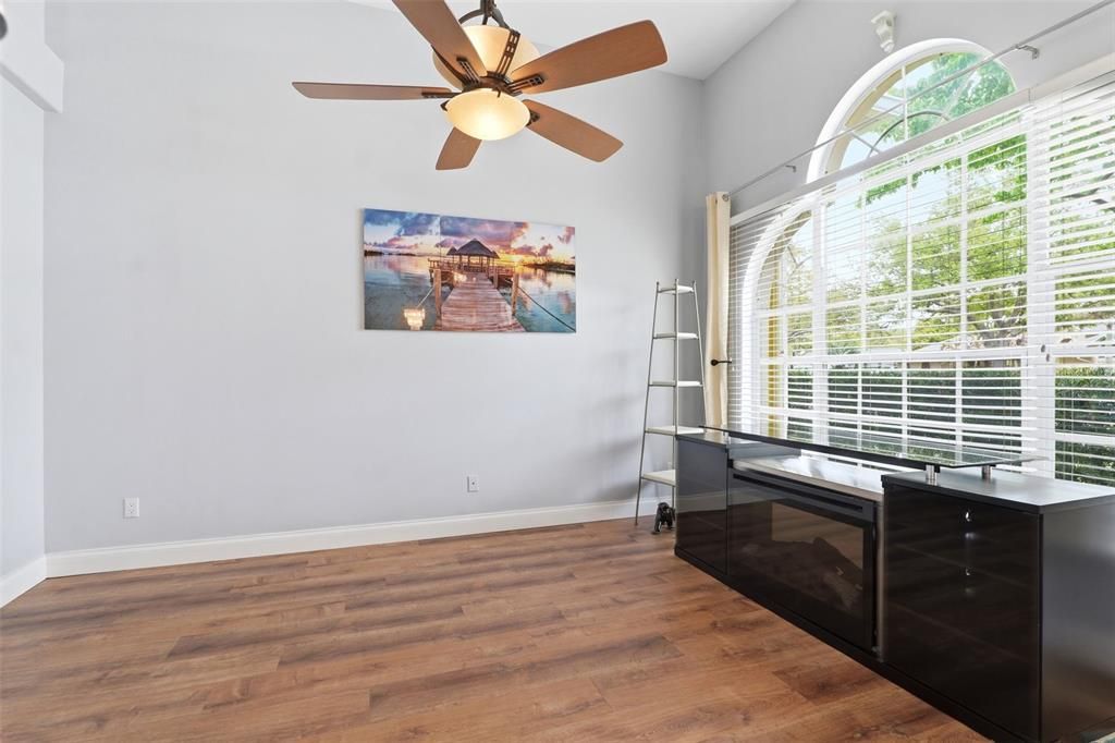 For Sale: $495,000 (4 beds, 2 baths, 2255 Square Feet)