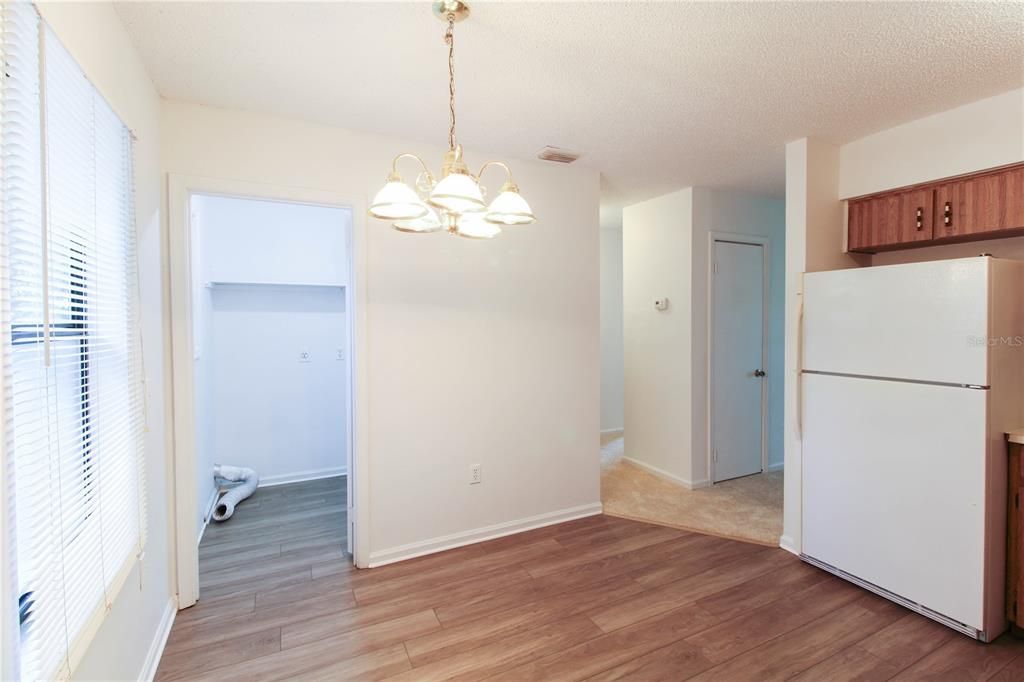 For Sale: $275,000 (0 beds, 0 baths, 1664 Square Feet)