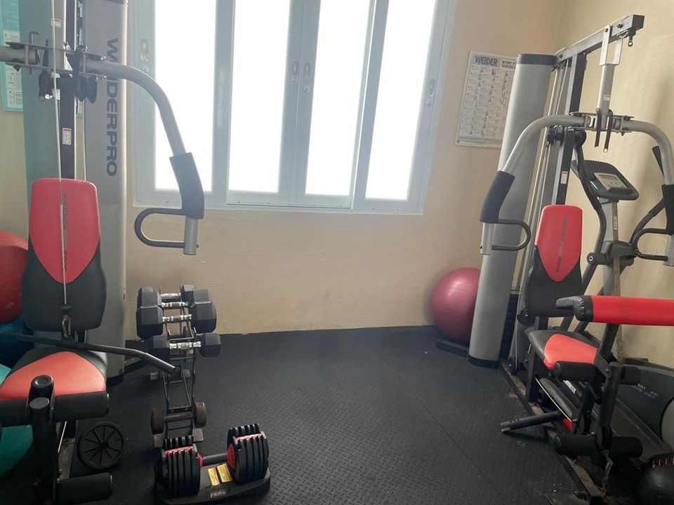 В аренду: $2,500 (2 спален, 1 ванн, 922 Квадратных фут)