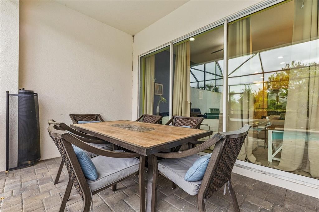 En Venta: $359,000 (3 camas, 2 baños, 1771 Pies cuadrados)