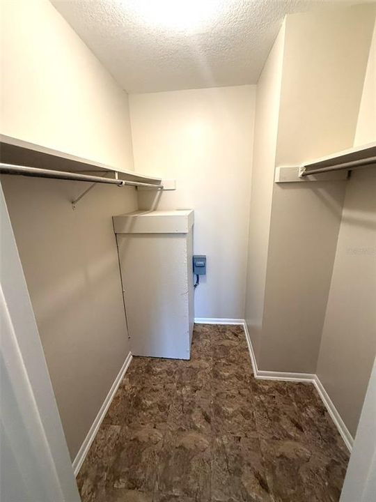 На продажу: $110,000 (1 спален, 1 ванн, 678 Квадратных фут)