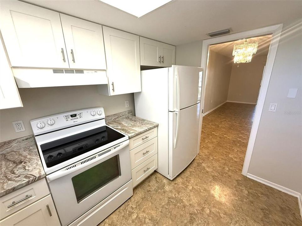 На продажу: $110,000 (1 спален, 1 ванн, 678 Квадратных фут)