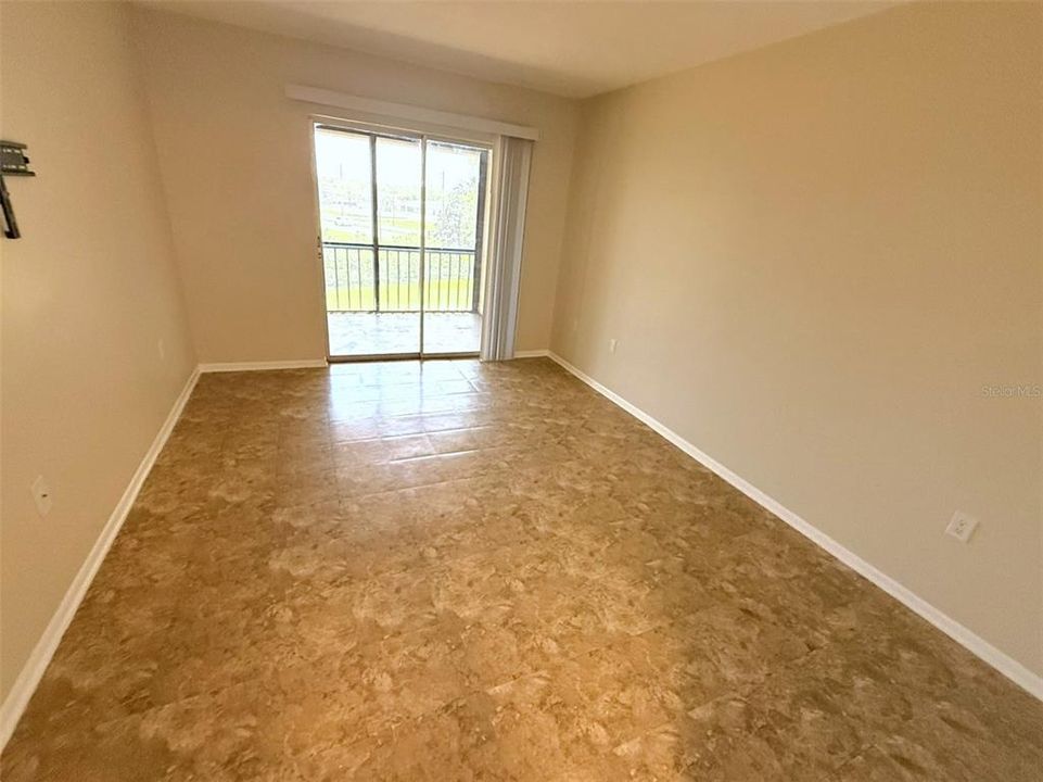 На продажу: $110,000 (1 спален, 1 ванн, 678 Квадратных фут)