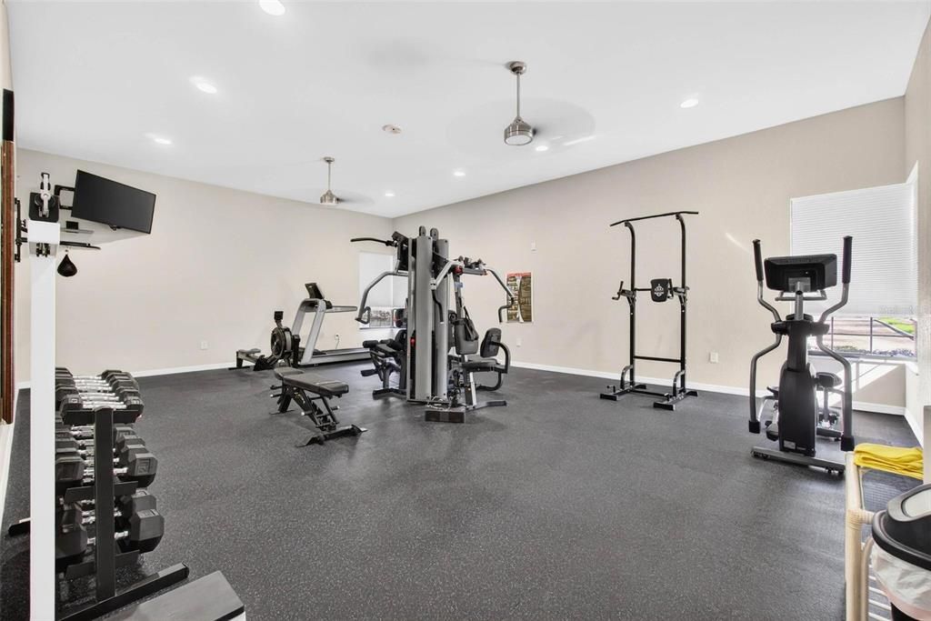 En Venta: $599,900 (4 camas, 4 baños, 3150 Pies cuadrados)