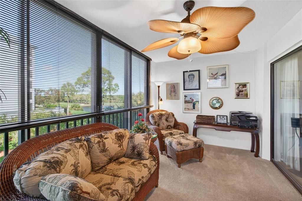 En Venta: $599,900 (4 camas, 4 baños, 3150 Pies cuadrados)