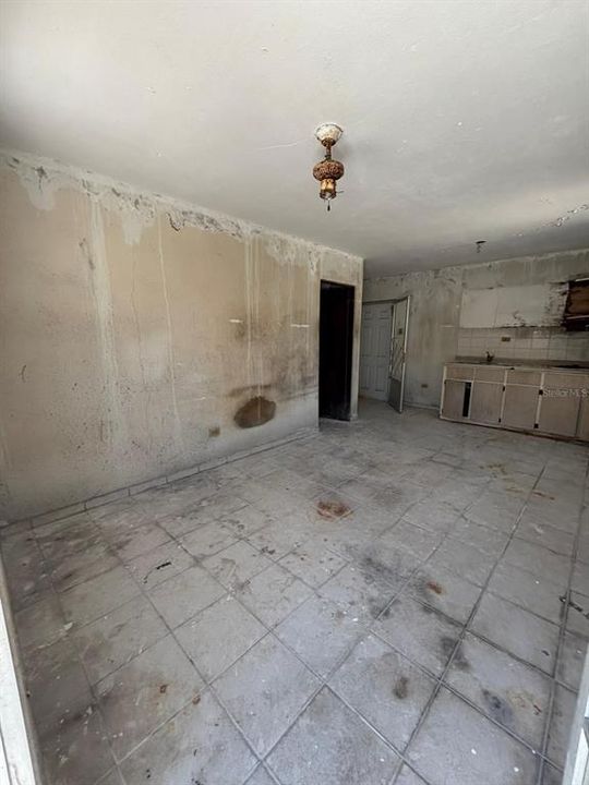 En Venta: $79,800 (3 camas, 1 baños, 0 Pies cuadrados)