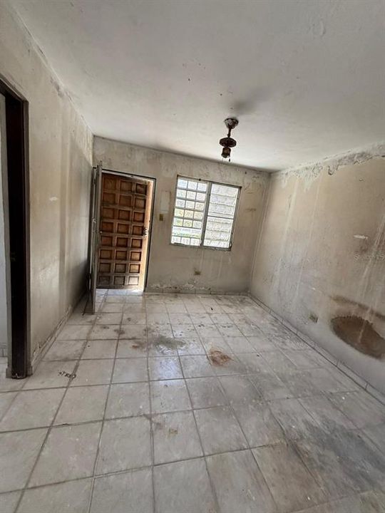 En Venta: $79,800 (3 camas, 1 baños, 0 Pies cuadrados)