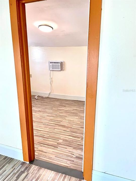 For Sale: $125,000 (2 beds, 2 baths, 1159 Square Feet)