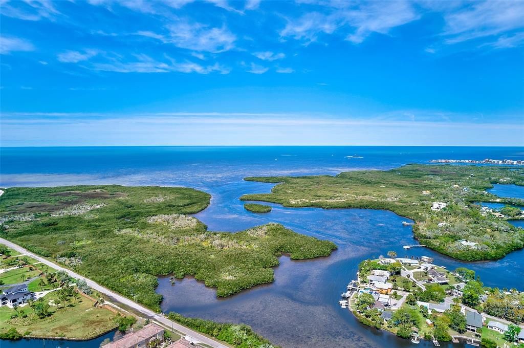 На продажу: $375,000 (3 спален, 3 ванн, 1972 Квадратных фут)