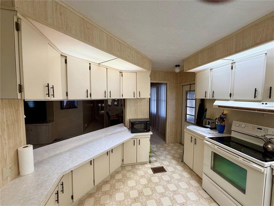 En Venta: $169,900 (2 camas, 2 baños, 1152 Pies cuadrados)