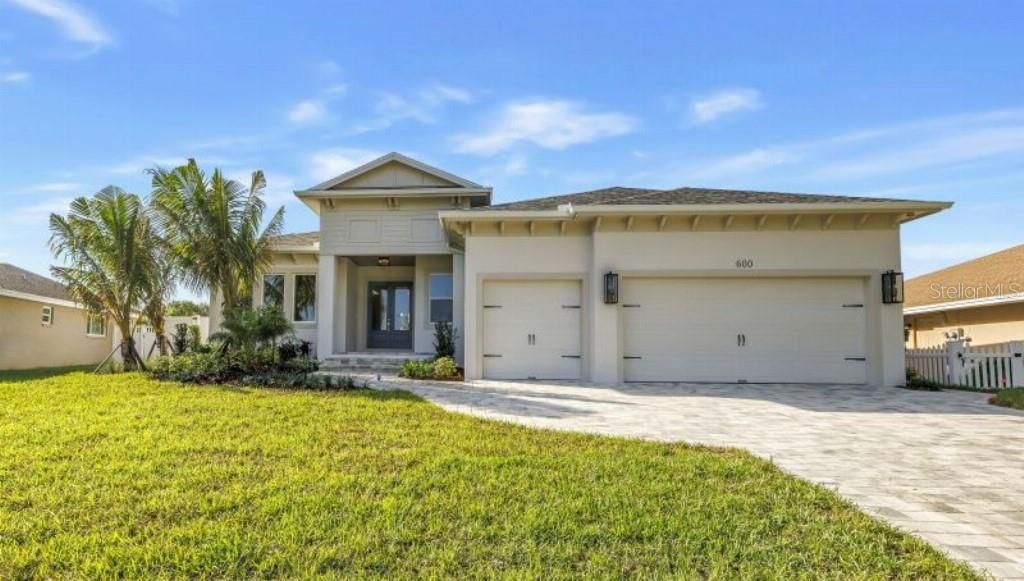 Vendido Recientemente: $1,670,000 (4 camas, 4 baños, 2966 Pies cuadrados)