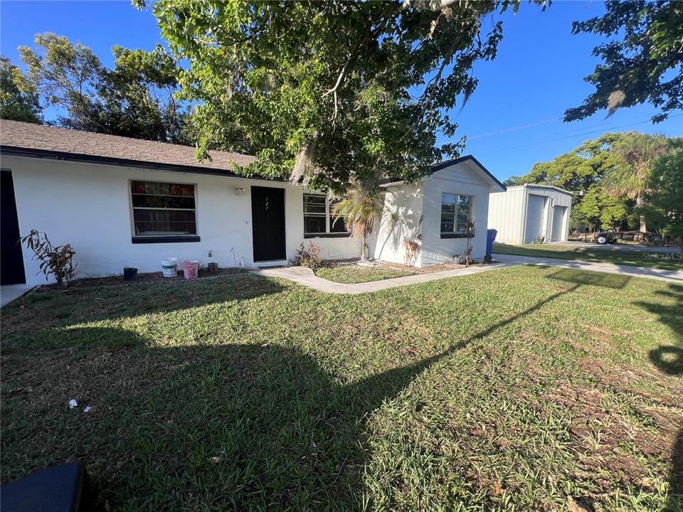 Active With Contract: $1,500 (2 beds, 2 baths, 1300 Square Feet)