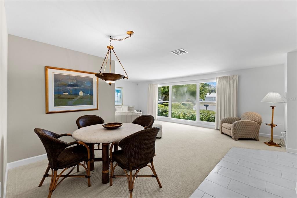 Active With Contract: $689,000 (4 beds, 3 baths, 2291 Square Feet)