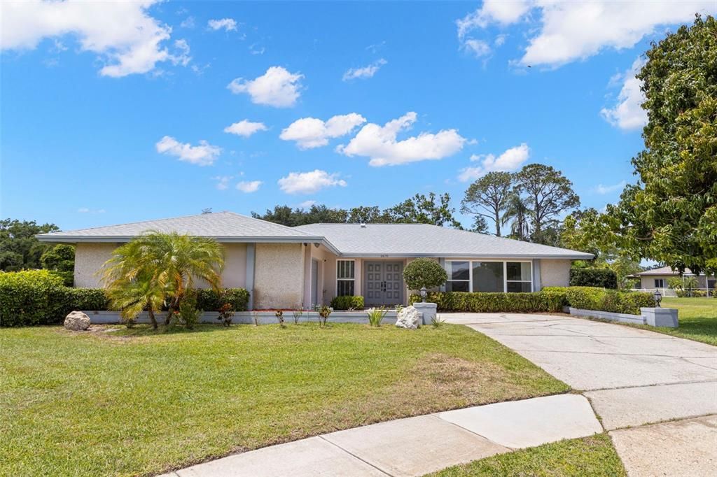 Active With Contract: $689,000 (4 beds, 3 baths, 2291 Square Feet)