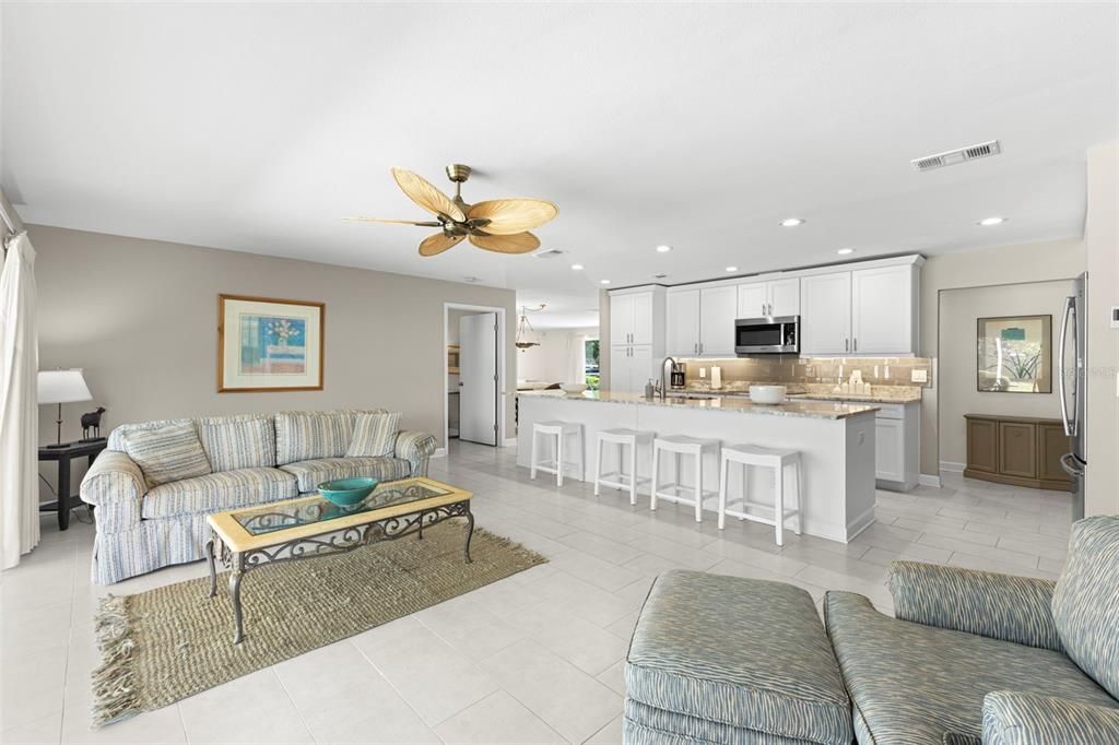 Active With Contract: $689,000 (4 beds, 3 baths, 2291 Square Feet)