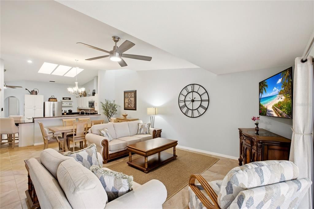 For Sale: $344,000 (3 beds, 2 baths, 2582 Square Feet)