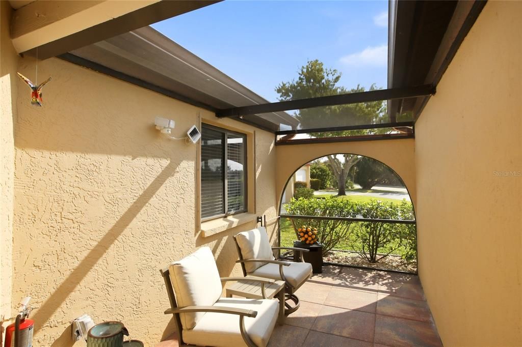 For Sale: $344,000 (3 beds, 2 baths, 2582 Square Feet)