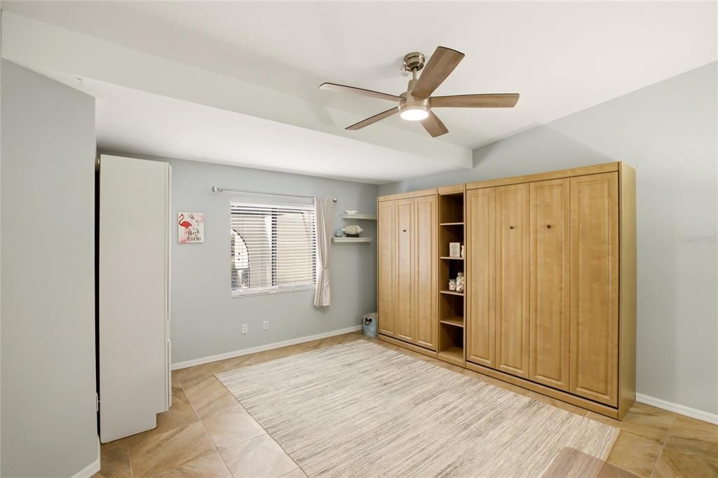 For Sale: $344,000 (3 beds, 2 baths, 2582 Square Feet)