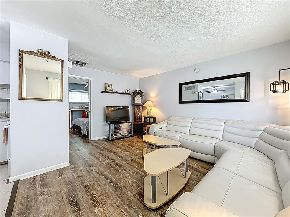 En Venta: $114,900 (1 camas, 1 baños, 544 Pies cuadrados)