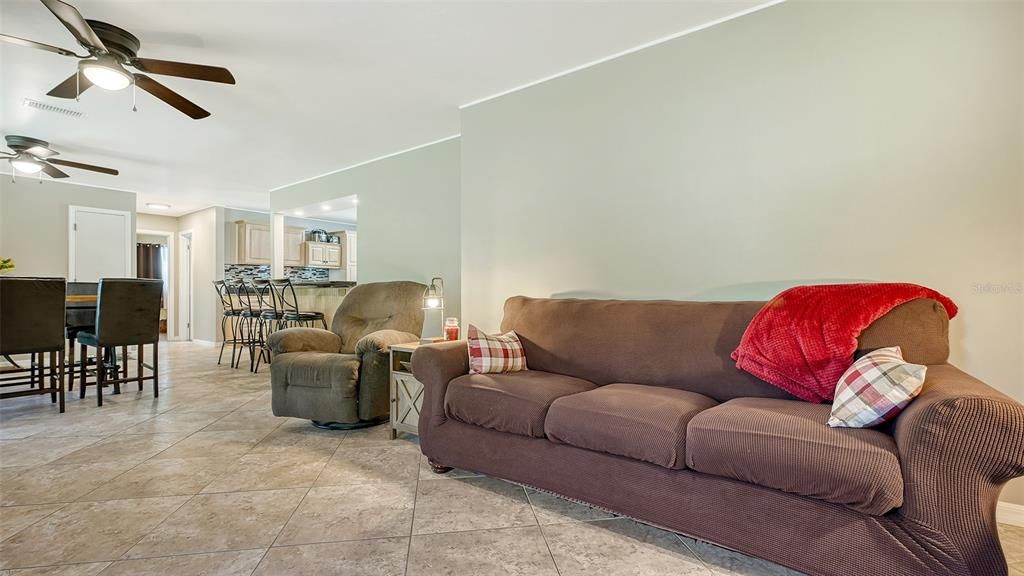 For Sale: $1,299,000 (4 beds, 3 baths, 2580 Square Feet)